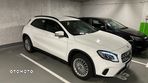 Mercedes-Benz GLA 180 7G-DCT Urban - 4