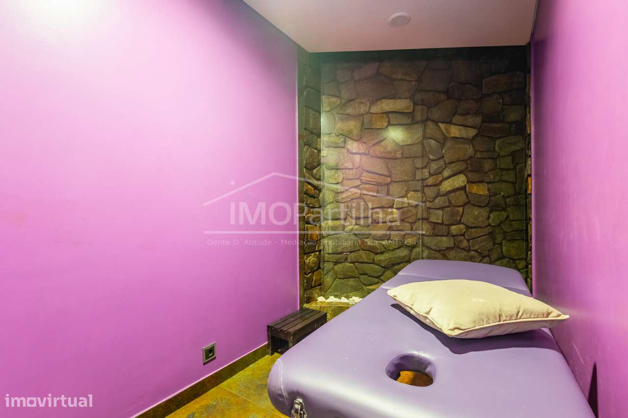 T2 c/ Projeto Aprovado em Condomínio de Prestígio com Piscina – Parede-19