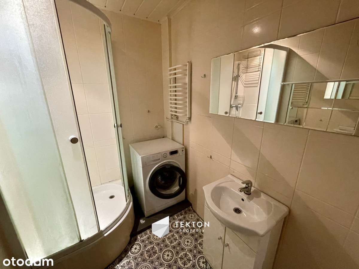 Kawalerka/klimatyzacja/świetna Lokalizacja - Pełny obrazek: 5/5