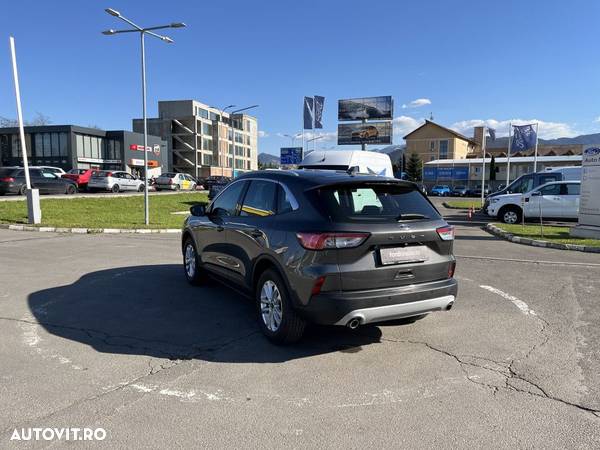 Ford Kuga - 5