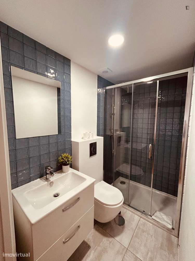 Residência com 4 quartos - localizado em Sé Porto - Grande imagem: 4/6