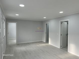 Moradia T3 totalmente remodelada, para venda em Setúbal - Grande imagem: 3/27
