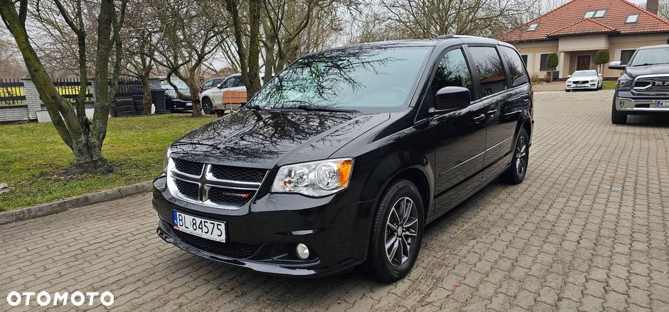 Dodge Grand Caravan - 1