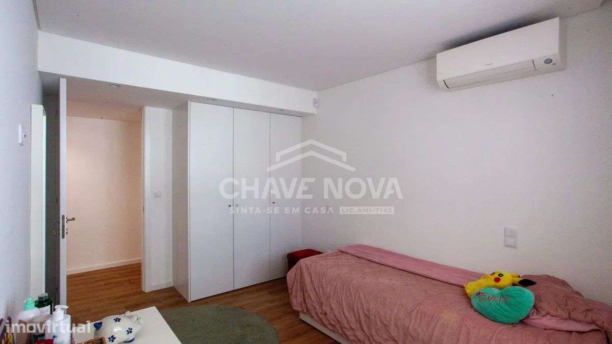 Apartamento T3 Novo em Madalena – Exclusividade e Conforto-15