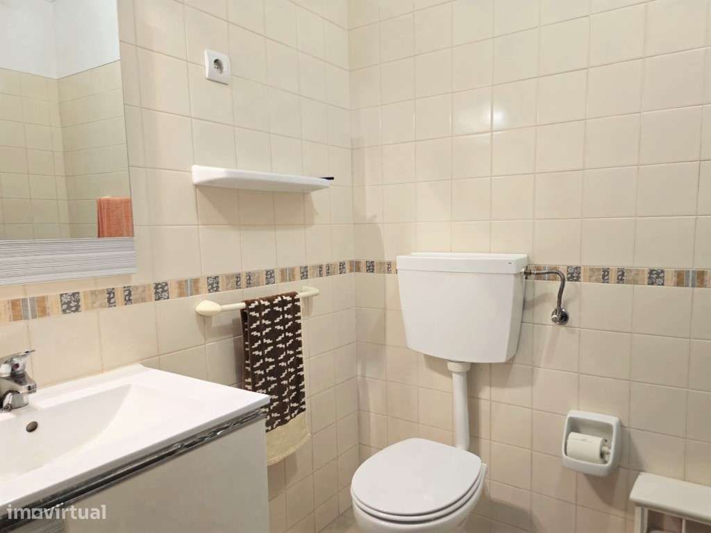 Apartamento T2 + Sótão-10