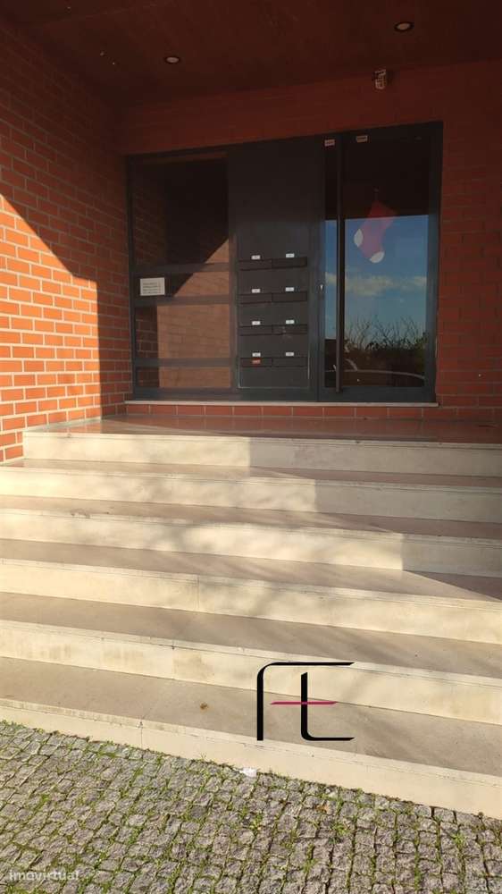 Apartamento T3 + Escritório em Águas Santas Venda 299.000€-10