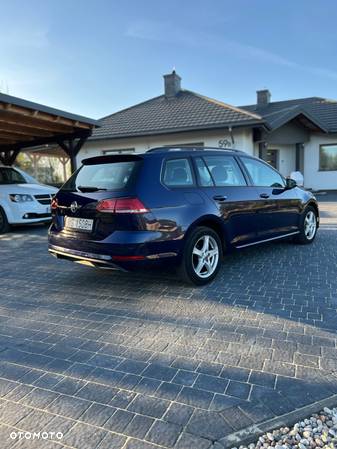 Volkswagen Golf - 4