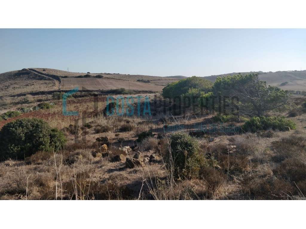 Terreno rústico com área total de 18.280 m2 - Grande imagem: 3/15