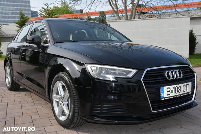 Audi A3 Sportback 1.6 TDI S tronic - 10