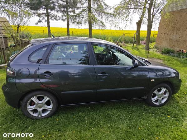 Seat Ibiza 1.4 16V Reference - 1