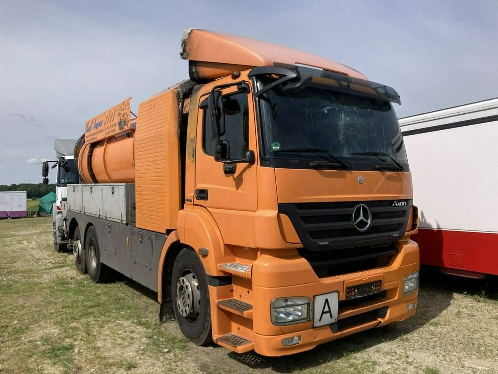 Mercedes-Benz Axor 2010