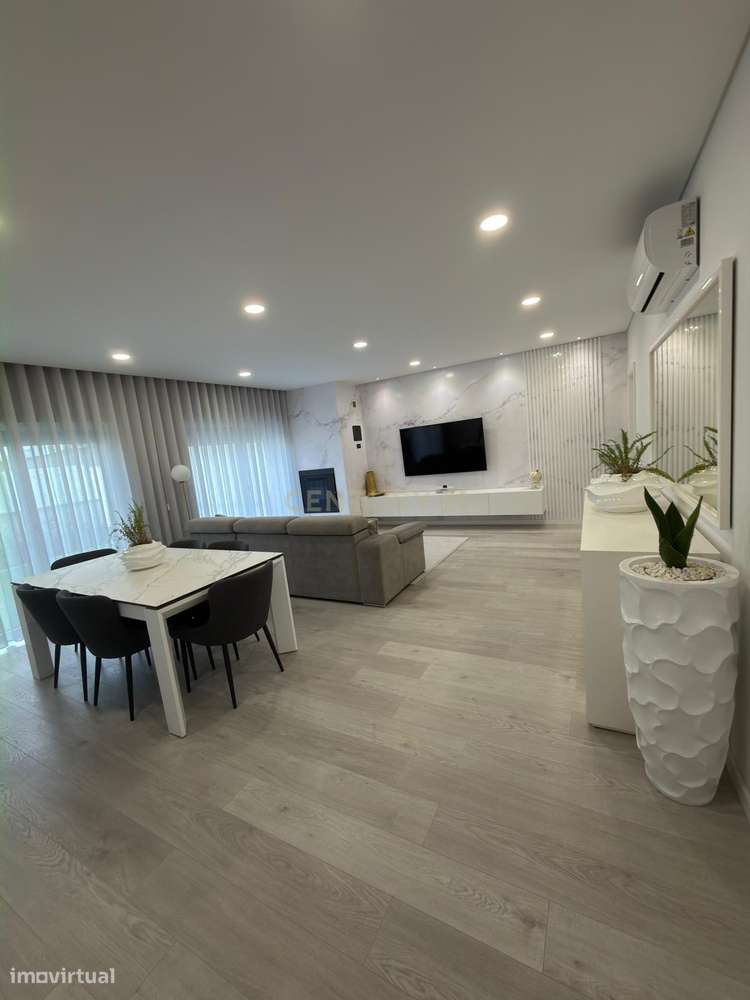 Apartamento T3 com Terraço como novo - Grande imagem: 4/19