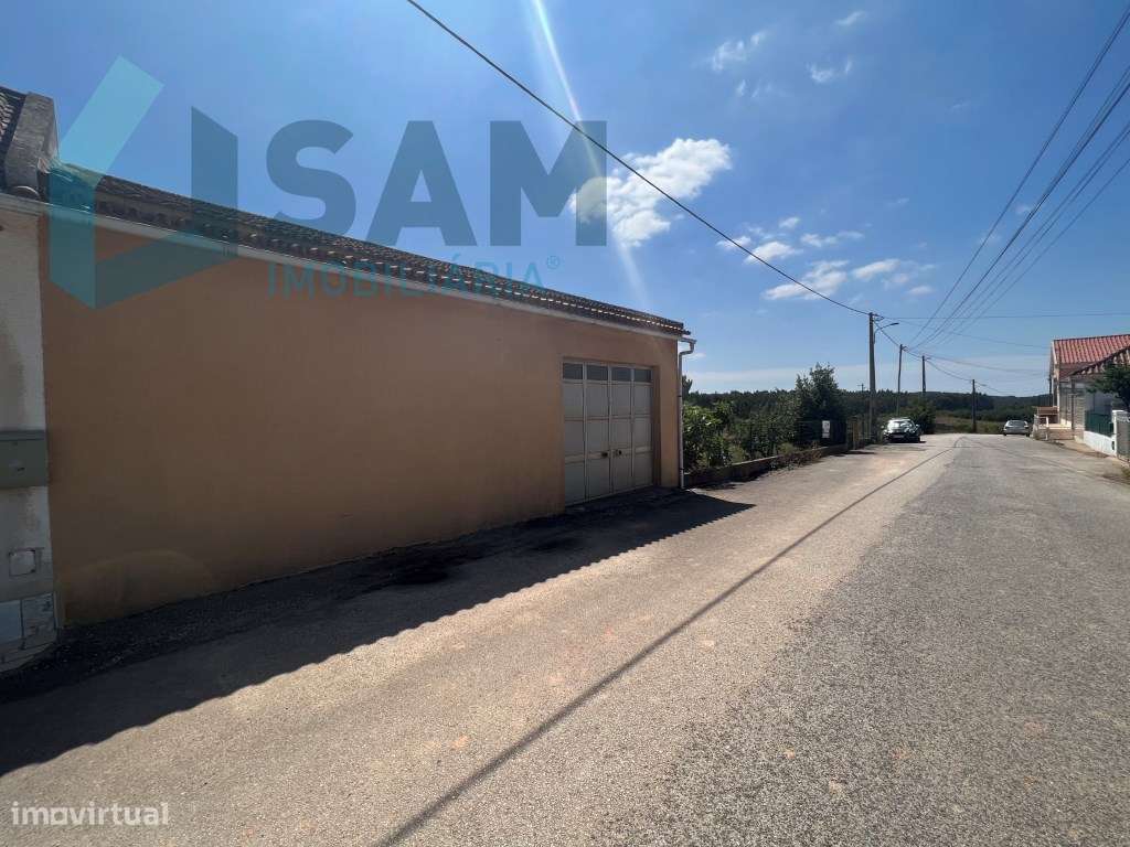 Terreno Urbano com armazém - Grande imagem: 4/10