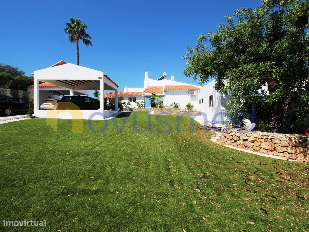 Moradia T4 com piscina, térrea perto da praia e do Golf dos Salgados-44