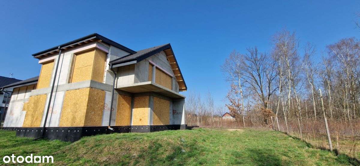 Blisko ośrodek sportowy Cracovia Training Center-1