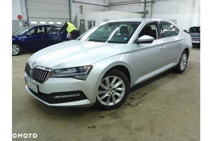 Skoda Superb - 1