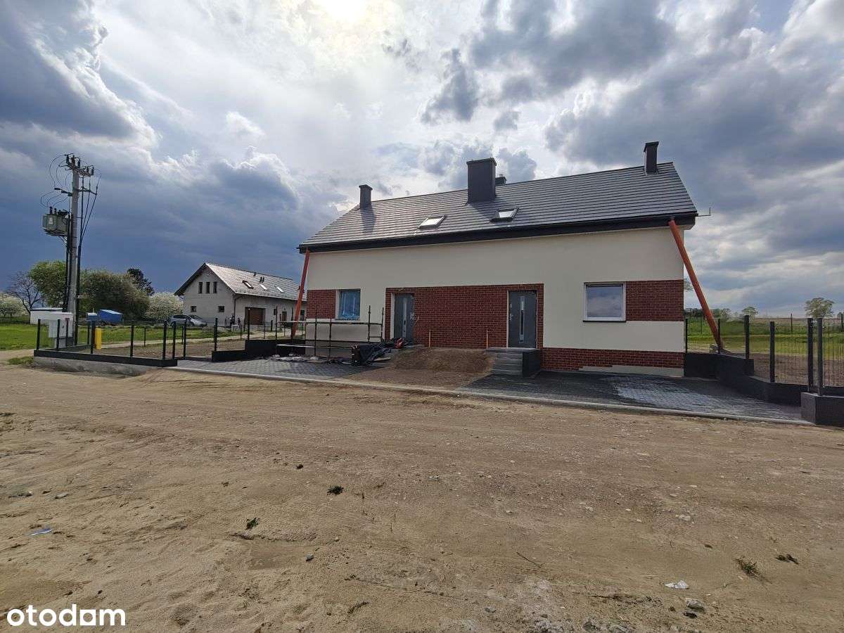 Przytulna połowa bliźniaka 5 pokojowy Bojano-16