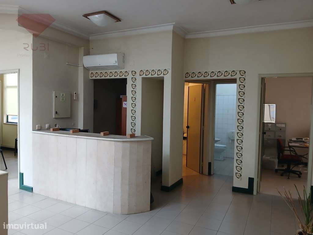 Edifício Comercial no Bairro do Salgado-45