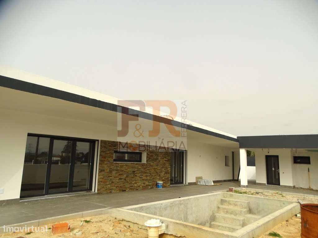 Moradia Térrea 'PRONTA'T3 com Garagem e Piscina Quinta do Anjo, Pal...-3