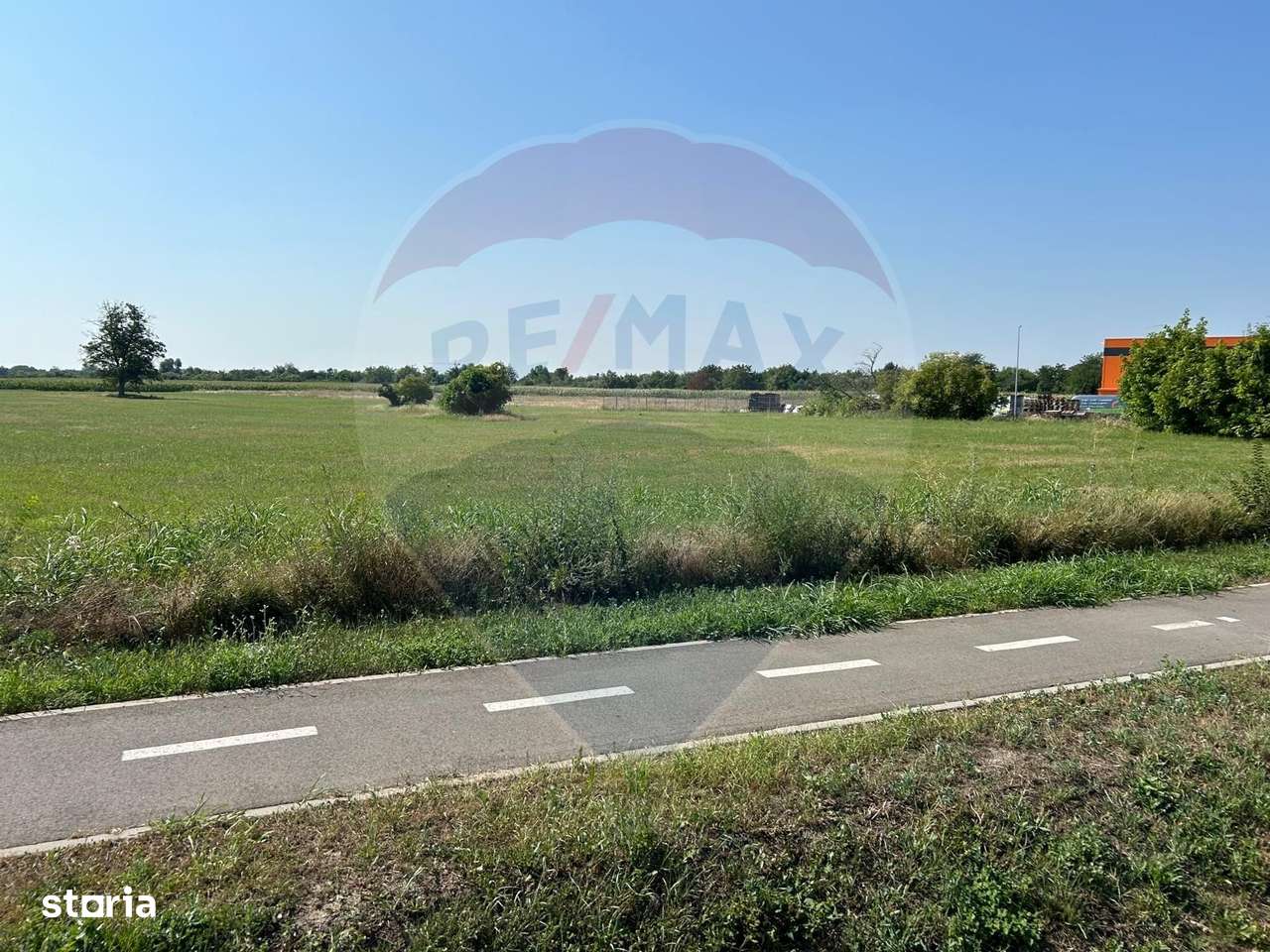 Teren in parcul industrial Madaras la intrare in oras Salonta . - Imagine principală: 5/14