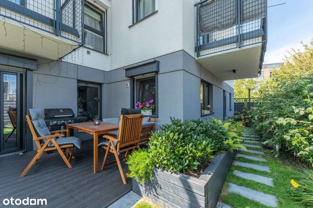 Wykończone 4 pokoje z dużym ogródkiem, Włochy-15