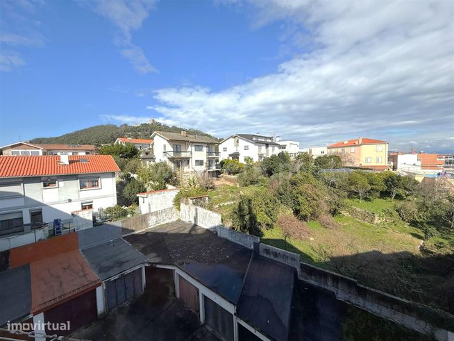 Apartamento T3 à venda em Monserrate-18