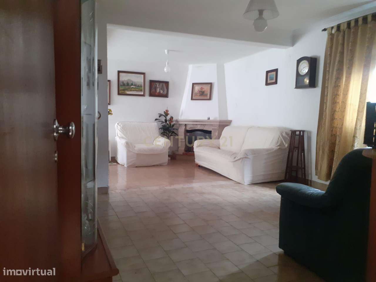 Exclusivo | Terreno com Benfeitorias em Santo Isidro de Pegões-5