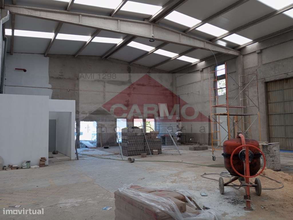 Armazém para Arrendamento bem Localizado. - Grande imagem: 4/16