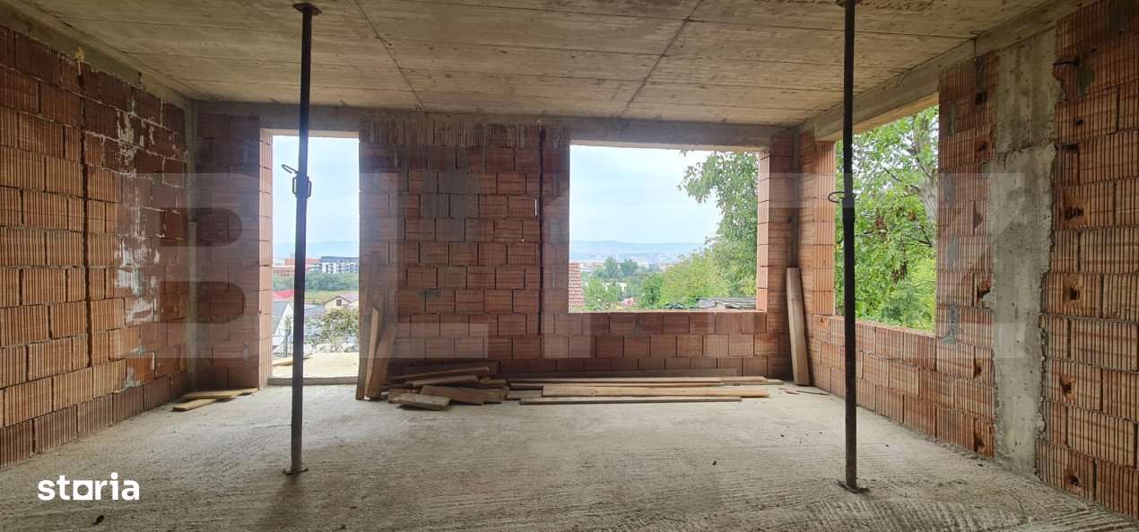 Unitatea nr 2 , Duplex semifinisat, zona Dambul Rotund, priveliste spr - Imagine principală: 5/16