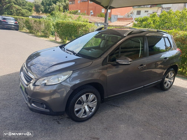 Peugeot 2008 1.2 VTi Allure - 3