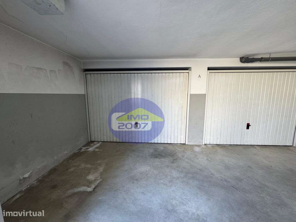Apartamento T3 com terraço em Paços de Brandão-30