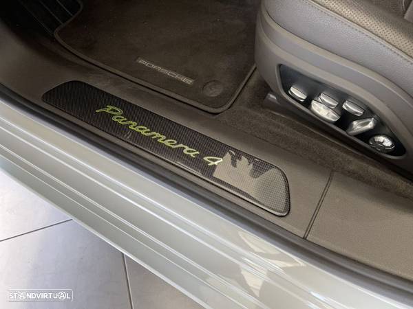 Porsche Panamera Sport Turismo 4 E-Hybrid - 40