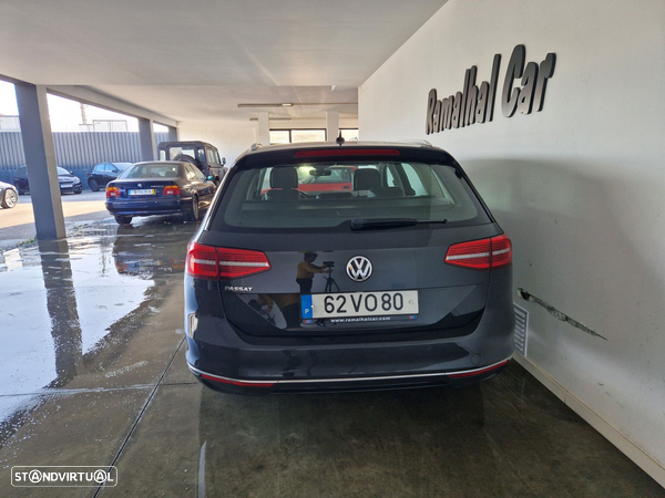 VW Passat Variant 2.0 TDi Highline DSG - 6