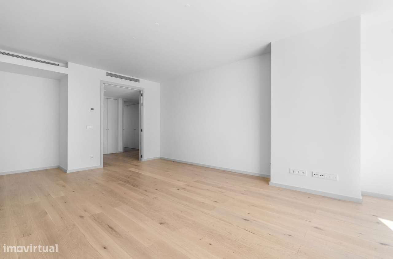 Apartamento T4 com piscina, Parque das Nações, Lisboa-25