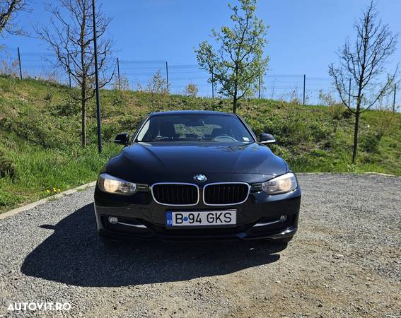 BMW Seria 3 316d Sport Line - 2