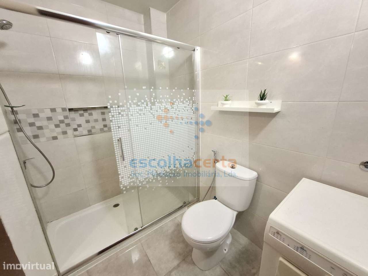 Apartamento T1 com Varanda - Setúbal-15