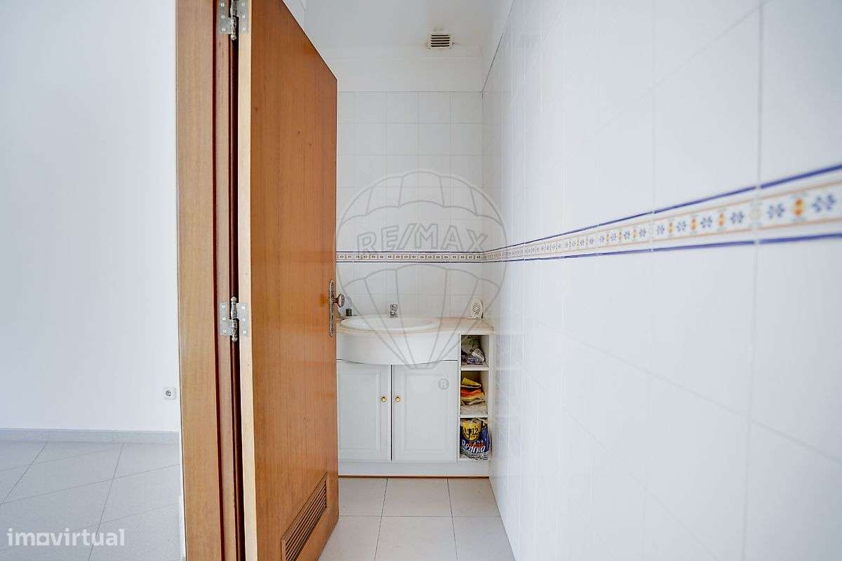 Loja  para arrendamento - Grande imagem: 4/13