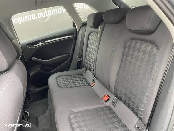 Audi A3 Sportback 1.6 TDI Attraction Ultra - 24