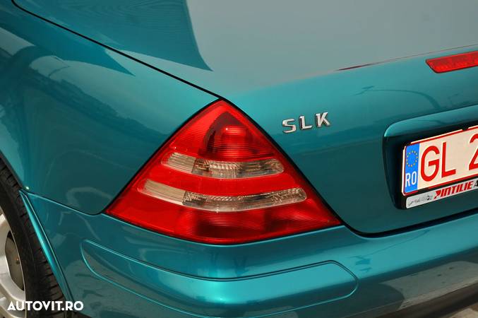 Mercedes-Benz SLK - 21