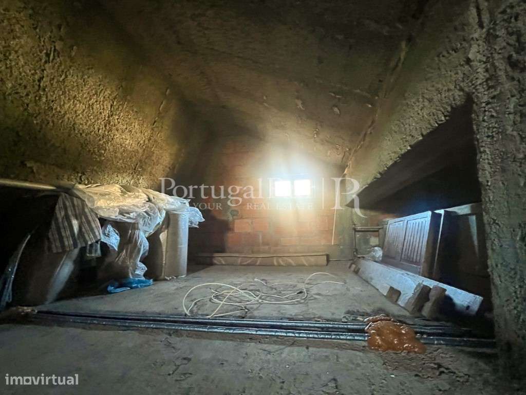 Moradia com potencial de investimento na Serra da Estrela, Covilhã-41