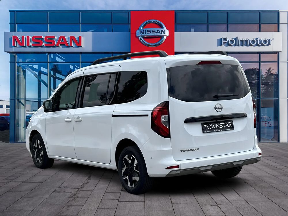 nissan townstar