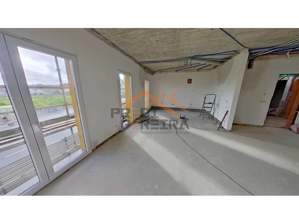 *NOVA CONSTRUÇÃO*
T3 situado em condomínio fechado, varanda, pisci... - Grande imagem: 5/28