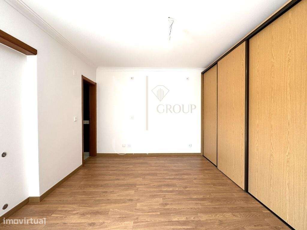 Moradia T4 Sesimbra-25