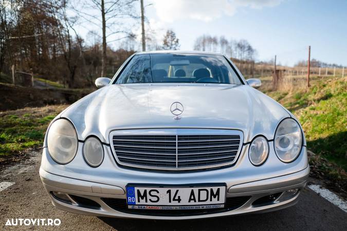 Mercedes-Benz E 220 CDI Estate Classic - 22