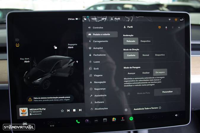 Tesla Model Y Performance Dual Motor AWD - 26