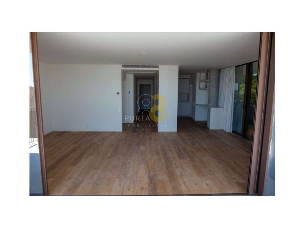 Apartamento T2 com vistas de rio e mar inalteráveis-8