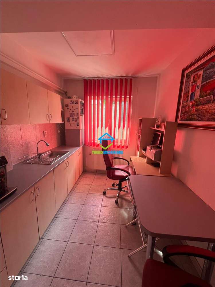 Apartament cu 2 camere decomandate - zona PlatiniaUSAMV - Imagine principală: 2/6