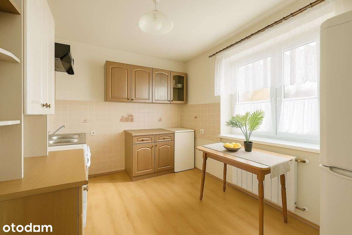 Dom 6 pokoi działka 852 m², ogród, garaże, taras-5