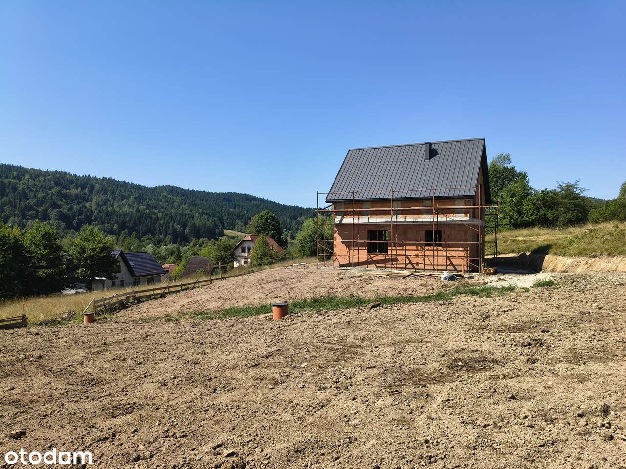 Dom jednorodzinny w stanie surowym otwartym