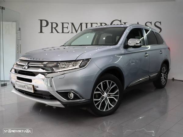 Mitsubishi Outlander 2.2 DI-D Instyle Navi Black Edition - 1